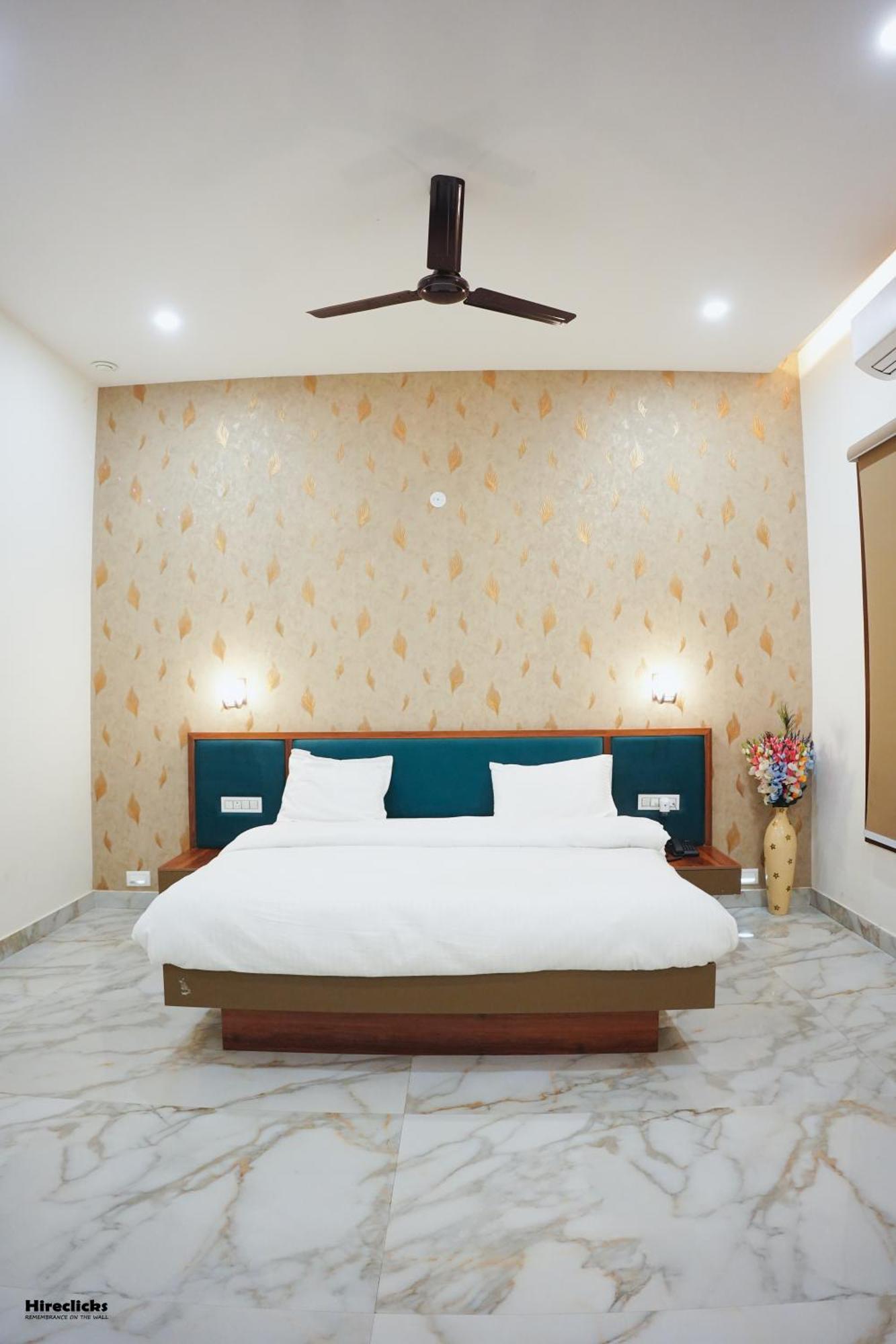 The Krati Resort & Convention Centre Bareilly Exteriér fotografie