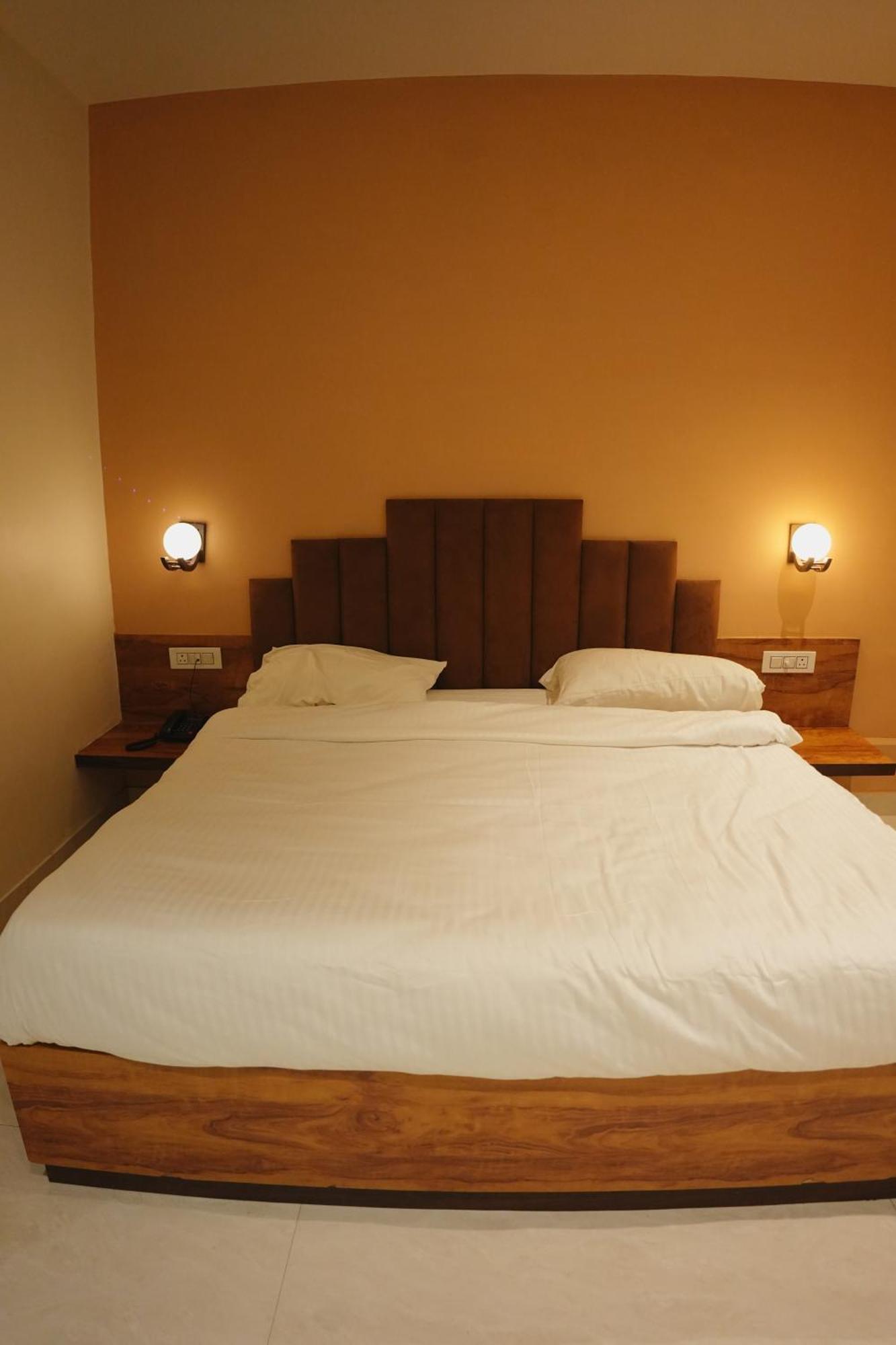The Krati Resort & Convention Centre Bareilly Exteriér fotografie